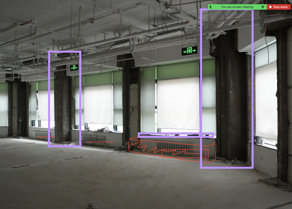 traffic light (confidence: 54%)